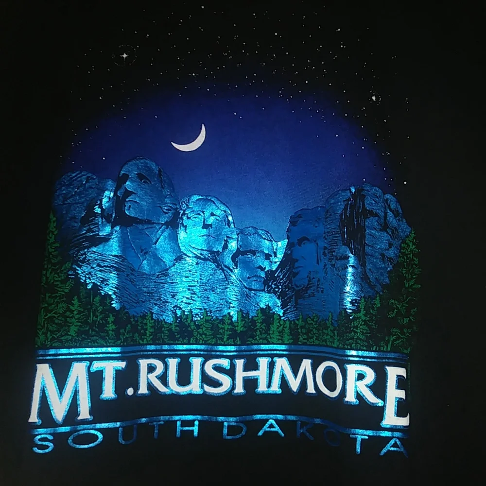 Fred Harvey Trading Co. Mt. Rushmore at Night XL - Picture 2 of 5